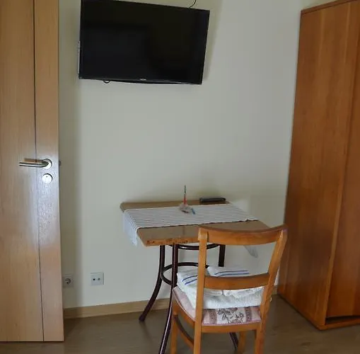 Homestay Mira Serras *